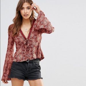 FREE PEOPLE- bell sleeve tie top